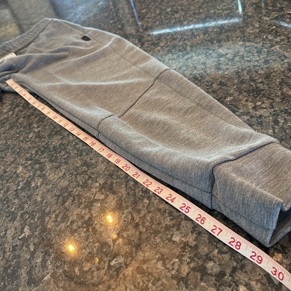 Reebok training supply knit joggers NWT L - Picture 7 of 8